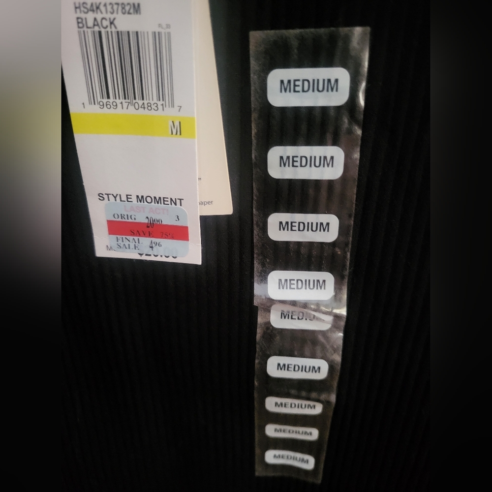 Hippie Rose Classic Black Sleeveless Top - Picture 2 of 4